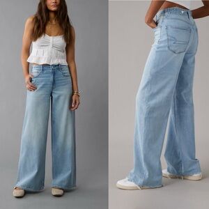 American Eagle Light Blue Super High-Rise  Baggy Wide Leg jeans size 4 short